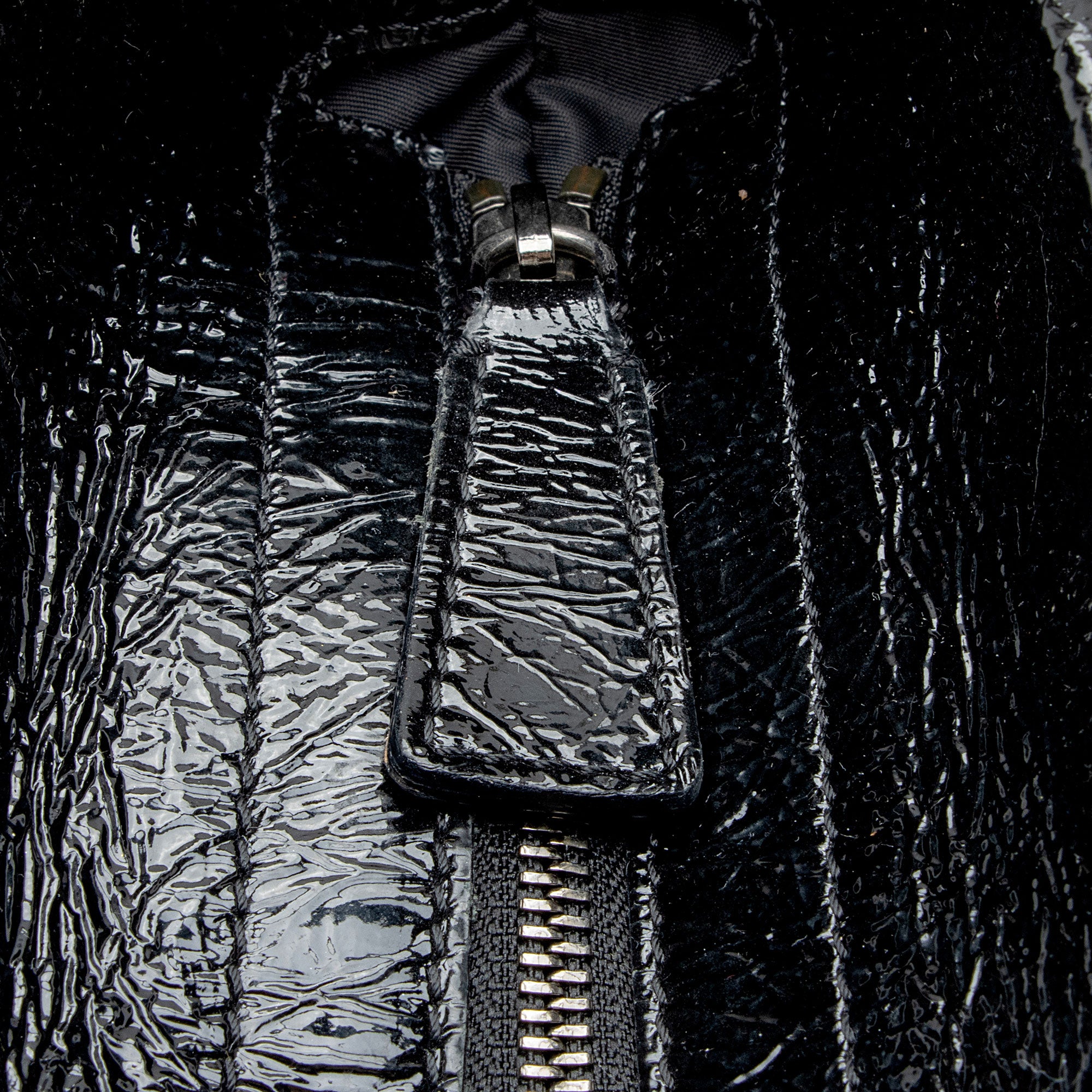 Burberry Nylon Beat Check Lowry Small Tote (SHF-cdEHqY)