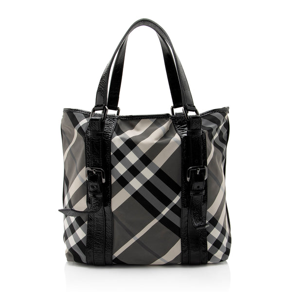 Burberry Nylon Beat Check Victoria Large Tote (SHF-Ll7sNt)