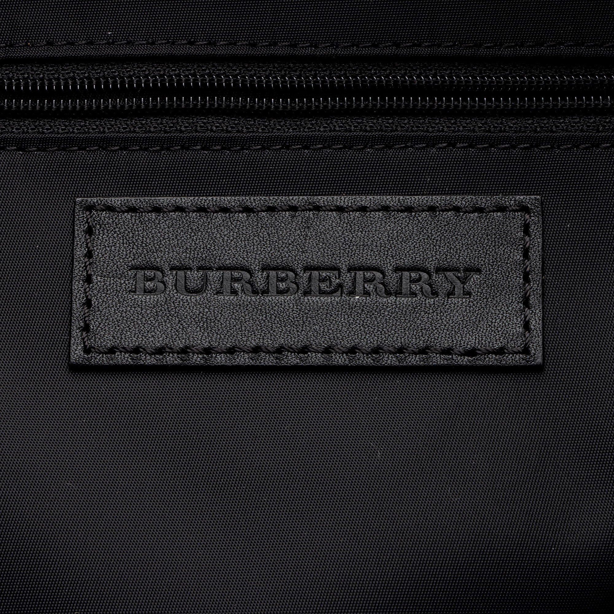 Burberry Nylon Check Buckleigh Packable Small Tote (SHF-mg4mKV)