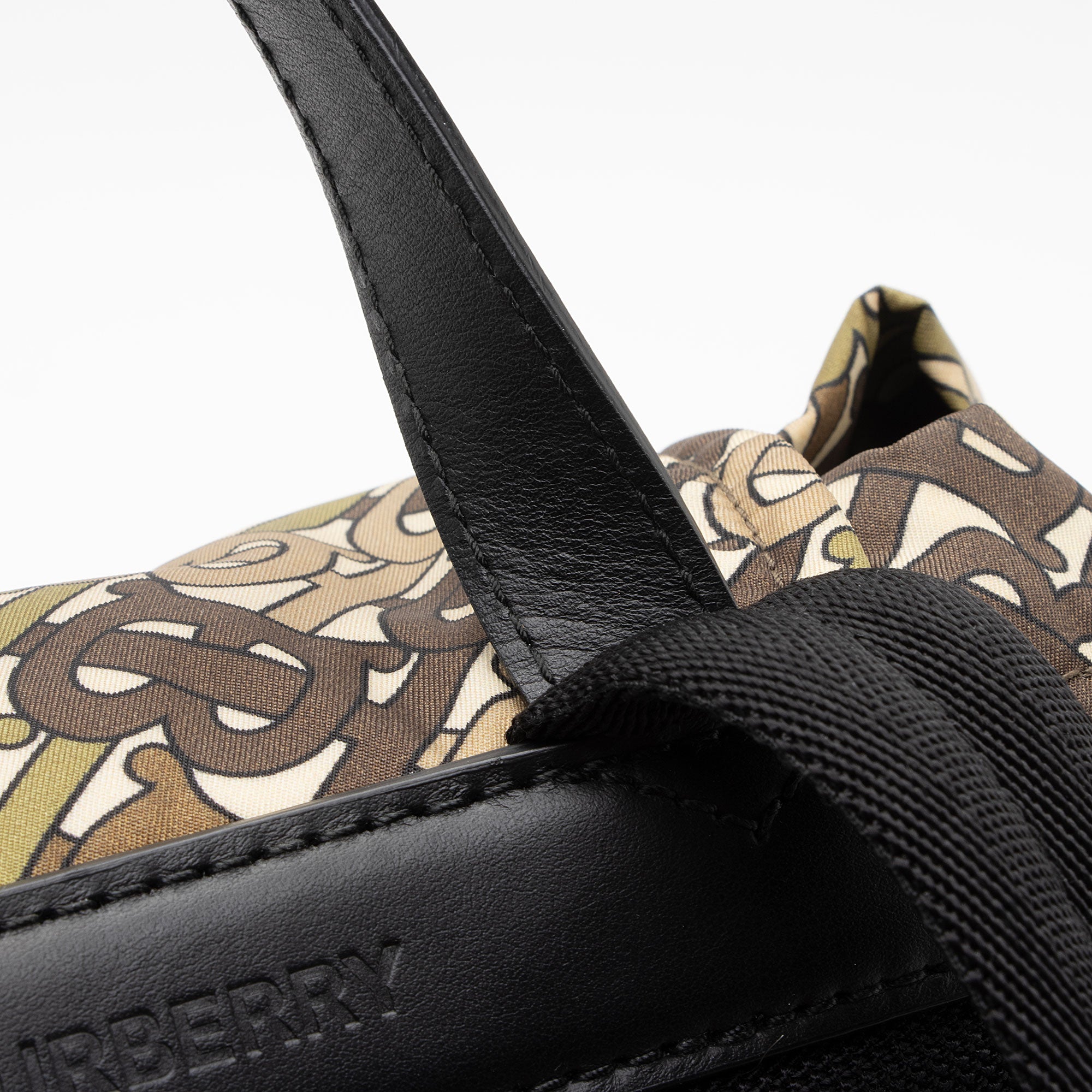 Burberry Nylon TB Rucksack Medium Backpack (SHF-3Hh5Us)