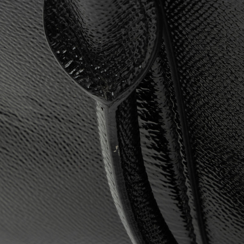 Burberry Patent Leather Dinton Medium Tote (SHF-zVzEIJ)