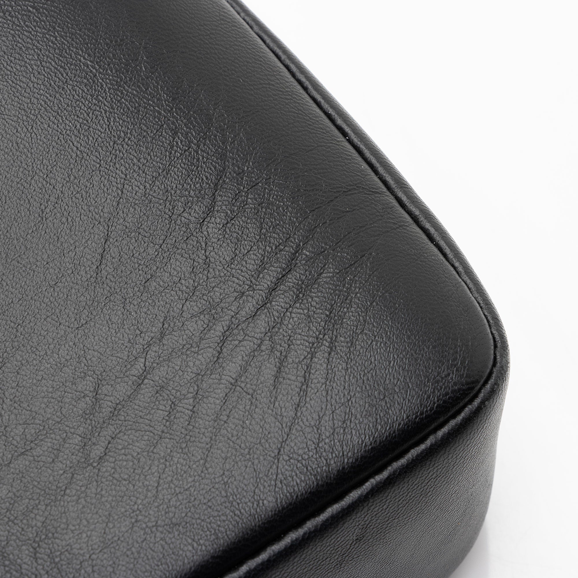 Burberry Quilted Lambskin TB Lola Chain Small Crossbody (SHF-MTysID)