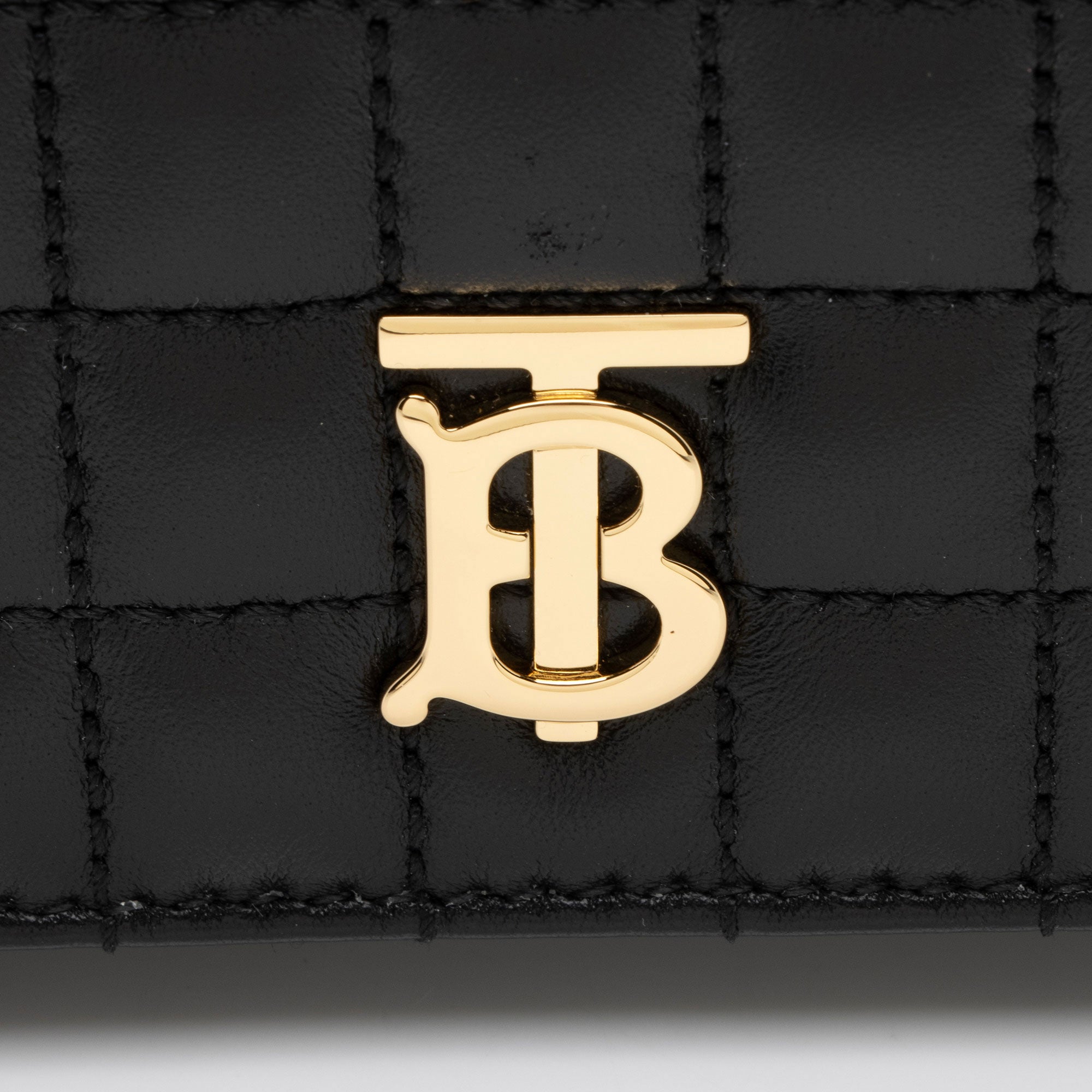 Burberry Quilted Lambskin TB Lola Wallet (SHF-GBBi3Y)