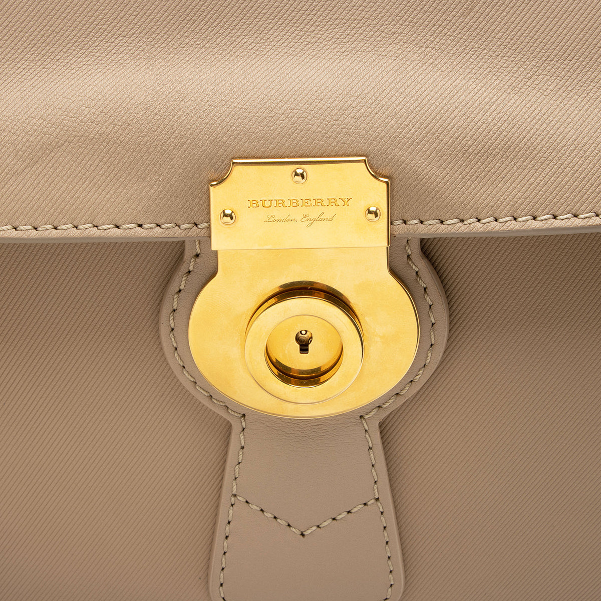 Burberry Trench Leather DK88 Large Top Handle