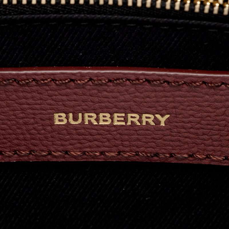Burberry Vintage Check Leather Banner Medium Tote (SHF-DwlsdU)