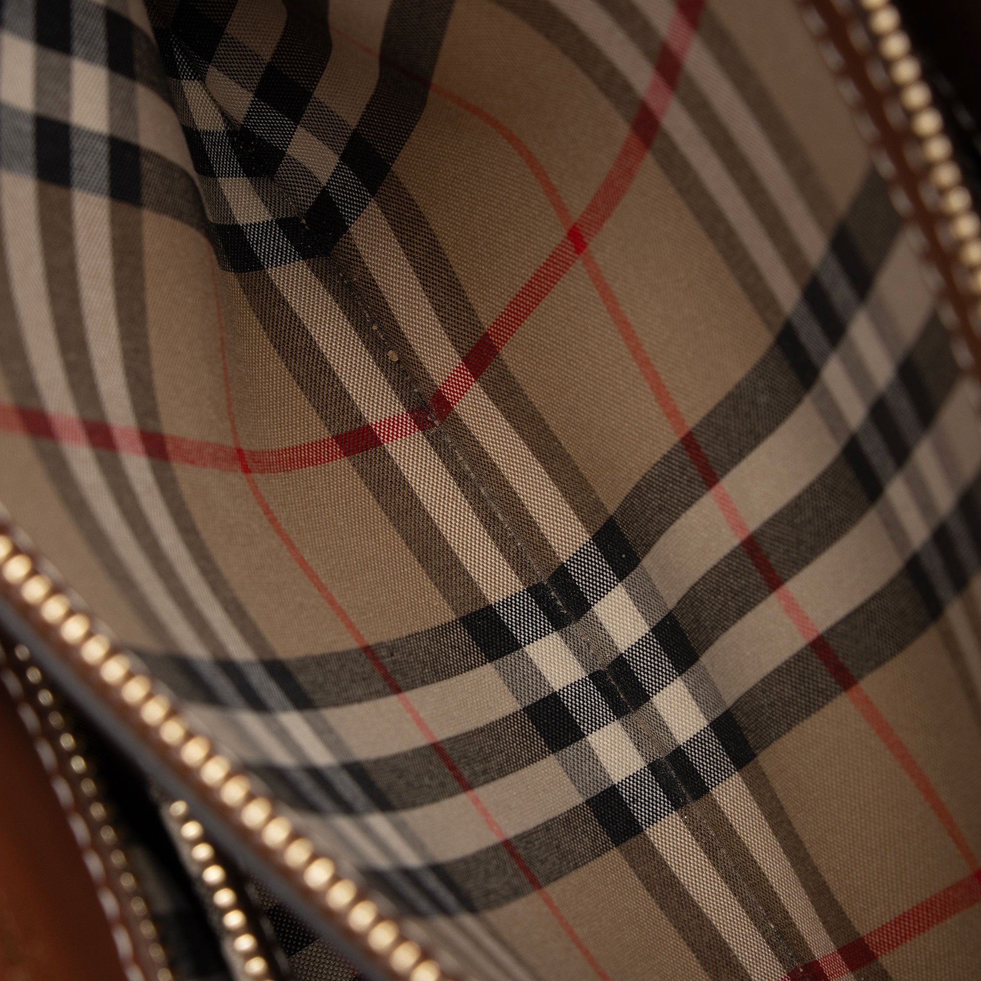 Burberry Vintage Check Smooth Calfskin Title Small Tote (SHF-6YrXPu)