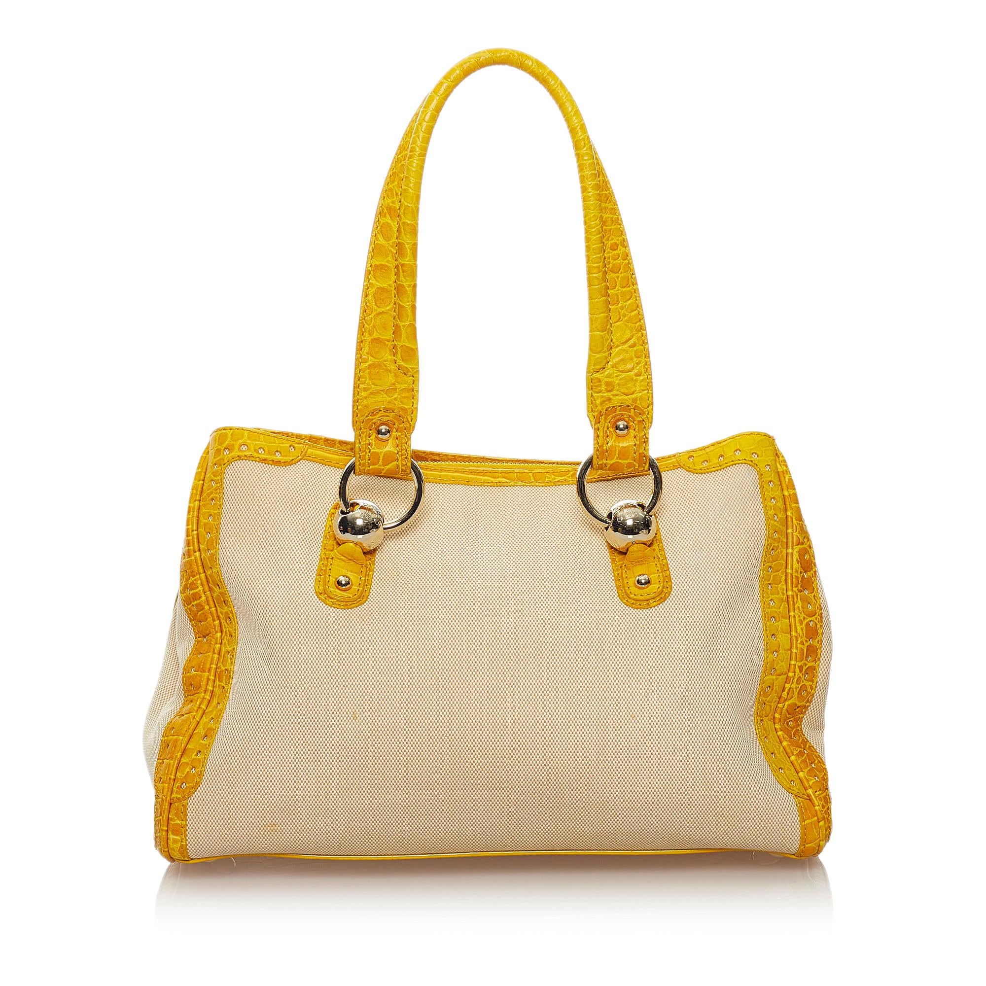 Celine Canvas Handbag (SHG-37337)