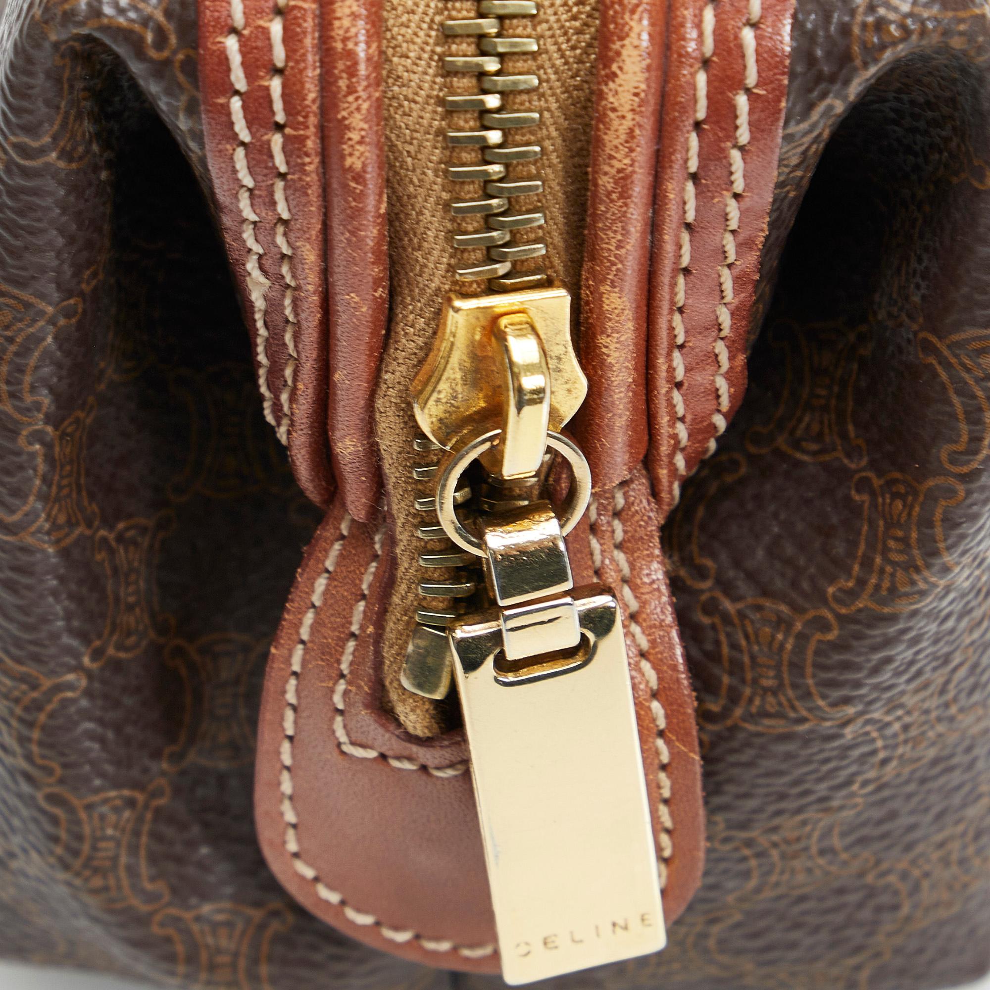Celine Macadam Pouch (SHG-h53cOY)