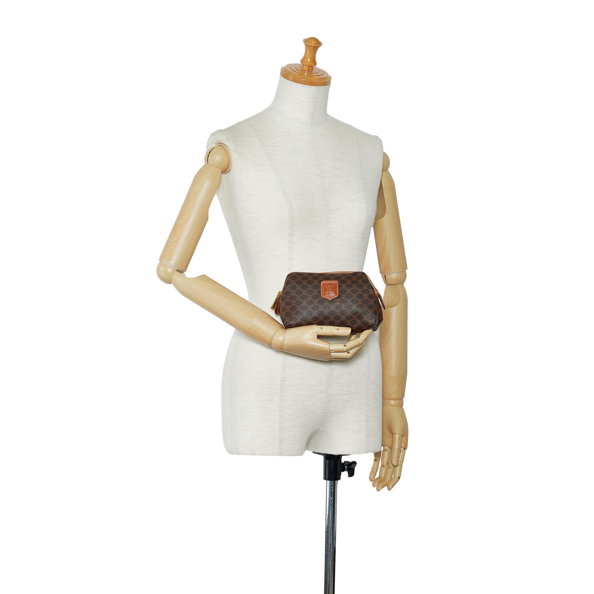 Celine Macadam Pouch (SHG-NKs1Rt)