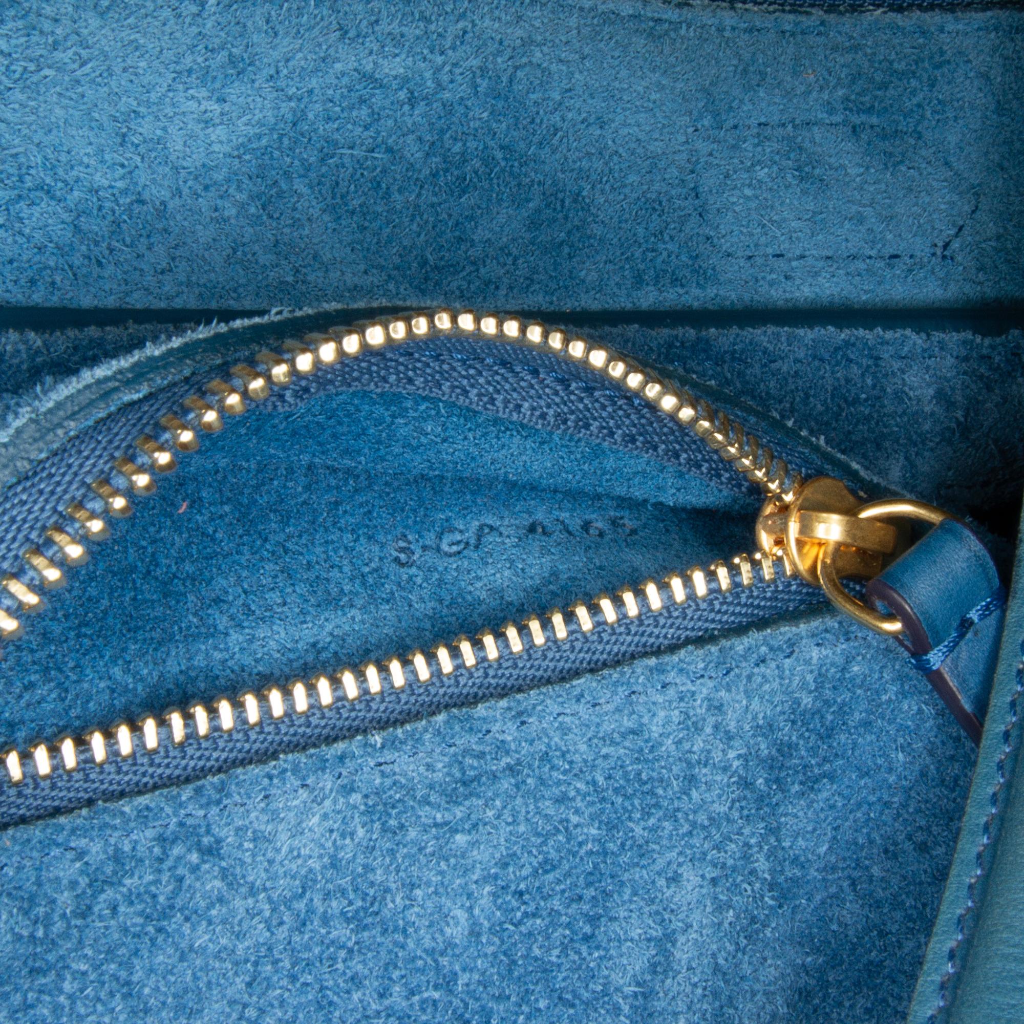 Celine Medium Ring Handbag (SHG-i3iP8x)