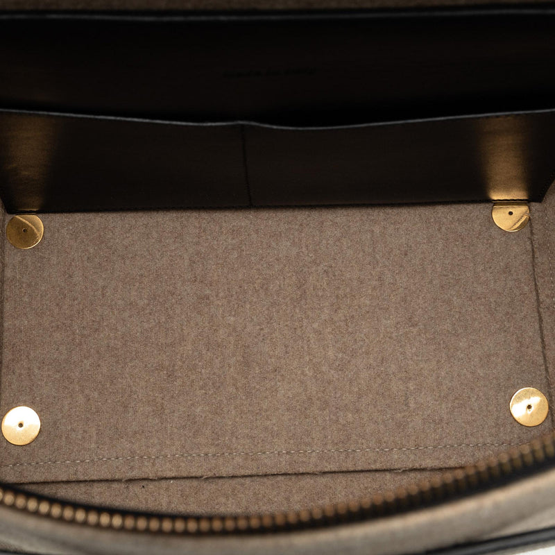 Celine Mini Felt Belt Bag (SHG-Z3Cauu)