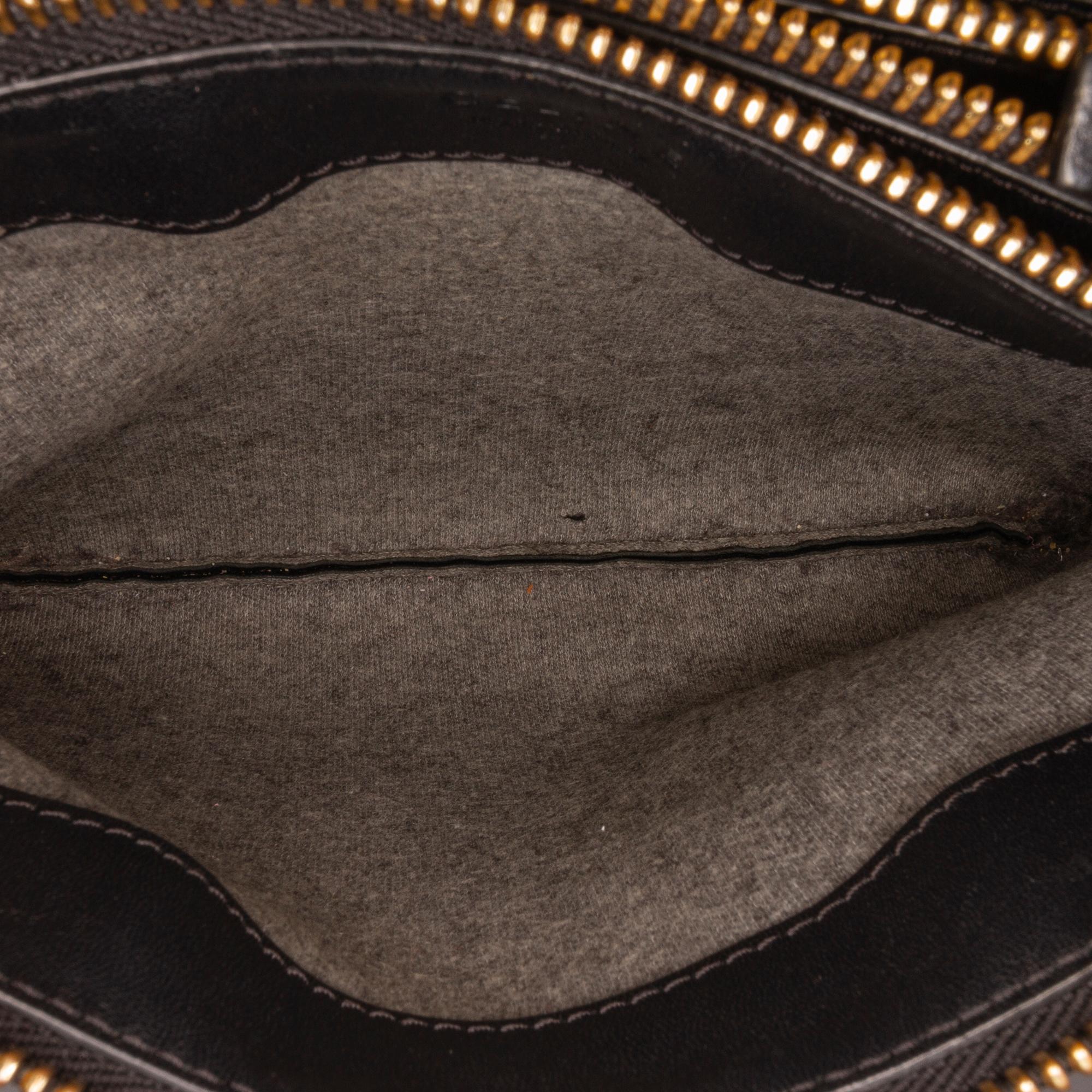 Celine Small Trio Crossbody Bag (SHG-Nt933q)