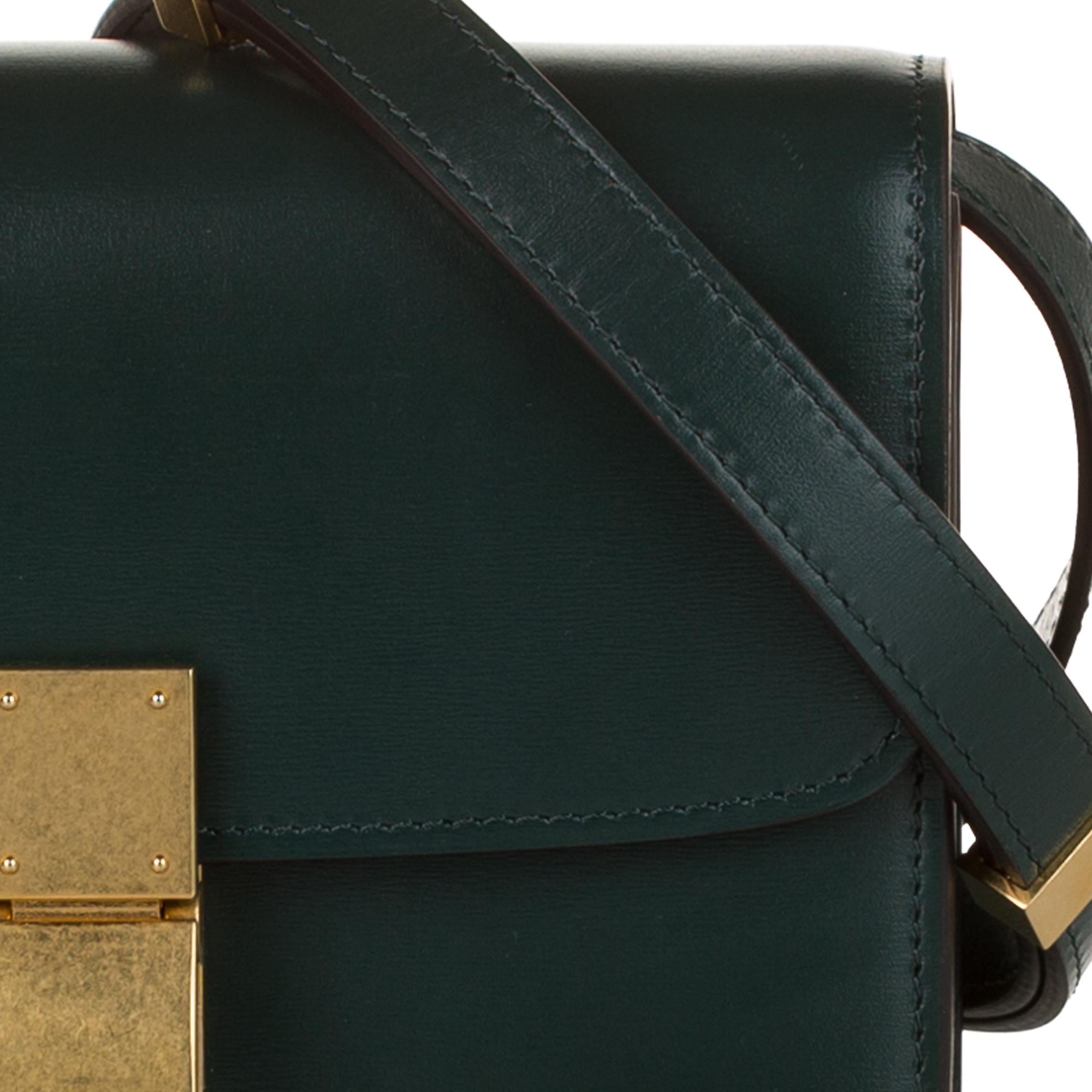 Celine Teen Classic Box Leather Crossbody Bag (SHG-UjQyal)