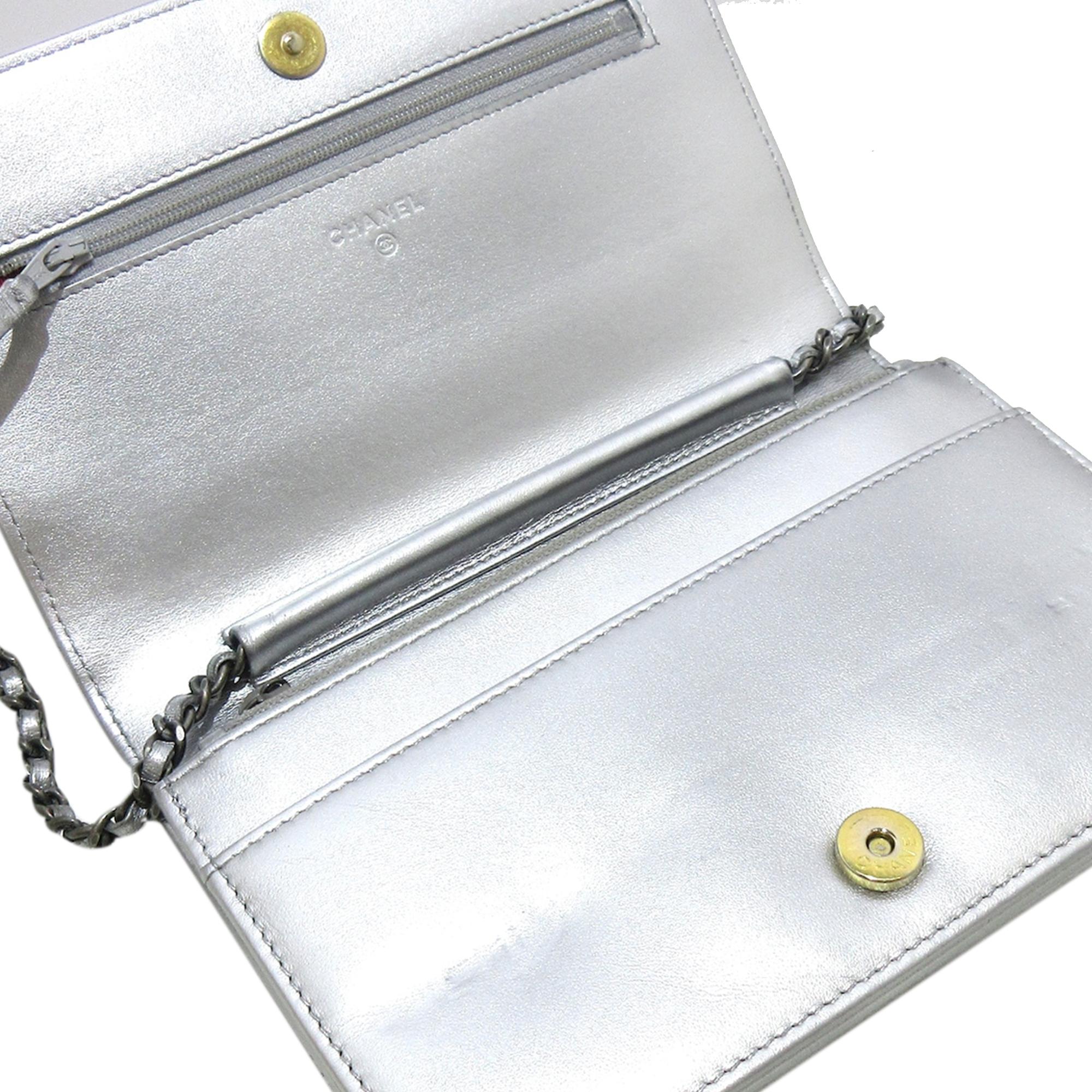 Chanel Aged Calfskin Gabrielle Wallet on Chain (SHG-JiFHOH)