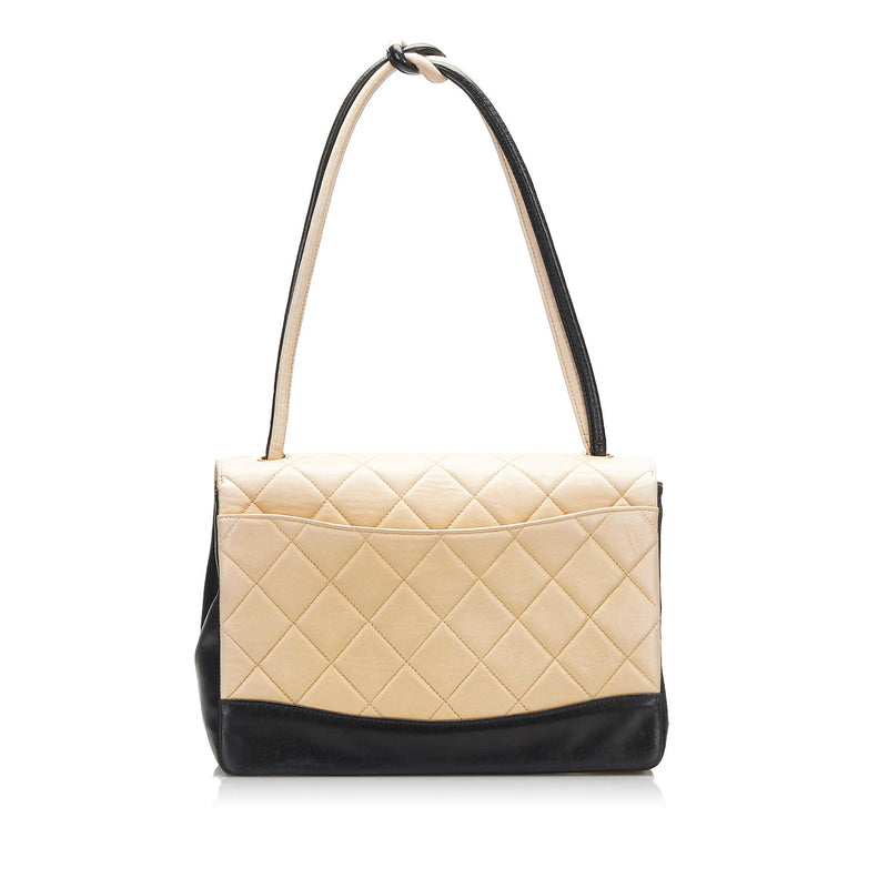 Chanel Bicolor Leather Shoulder Bag (SHG-k3TZpL) – LuxeDH