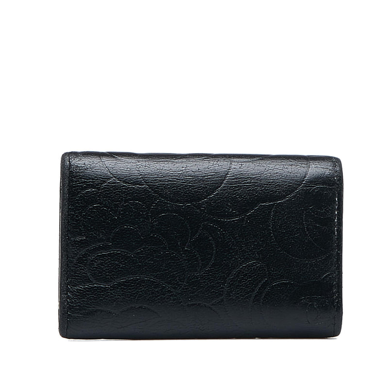 Chanel CC Camellia Leather Key Holder (SHG-YZObU4)