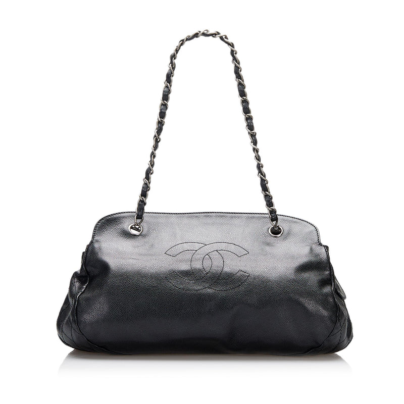 Chanel caviar shoulder 2025 bag