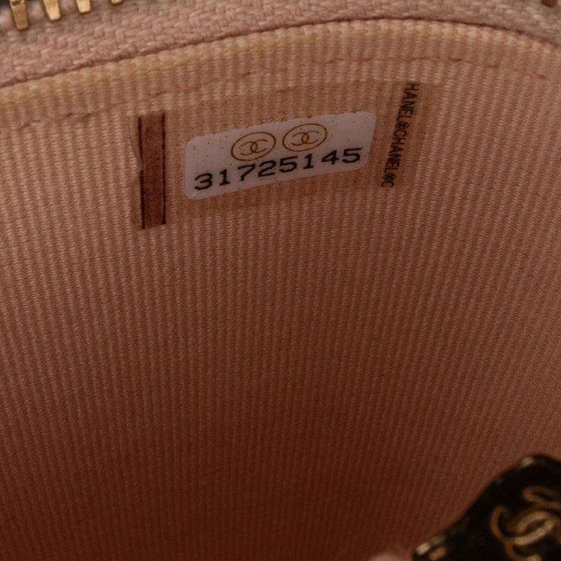 Chanel CC Caviar Vanity Bag (SHG-q2ptB5)