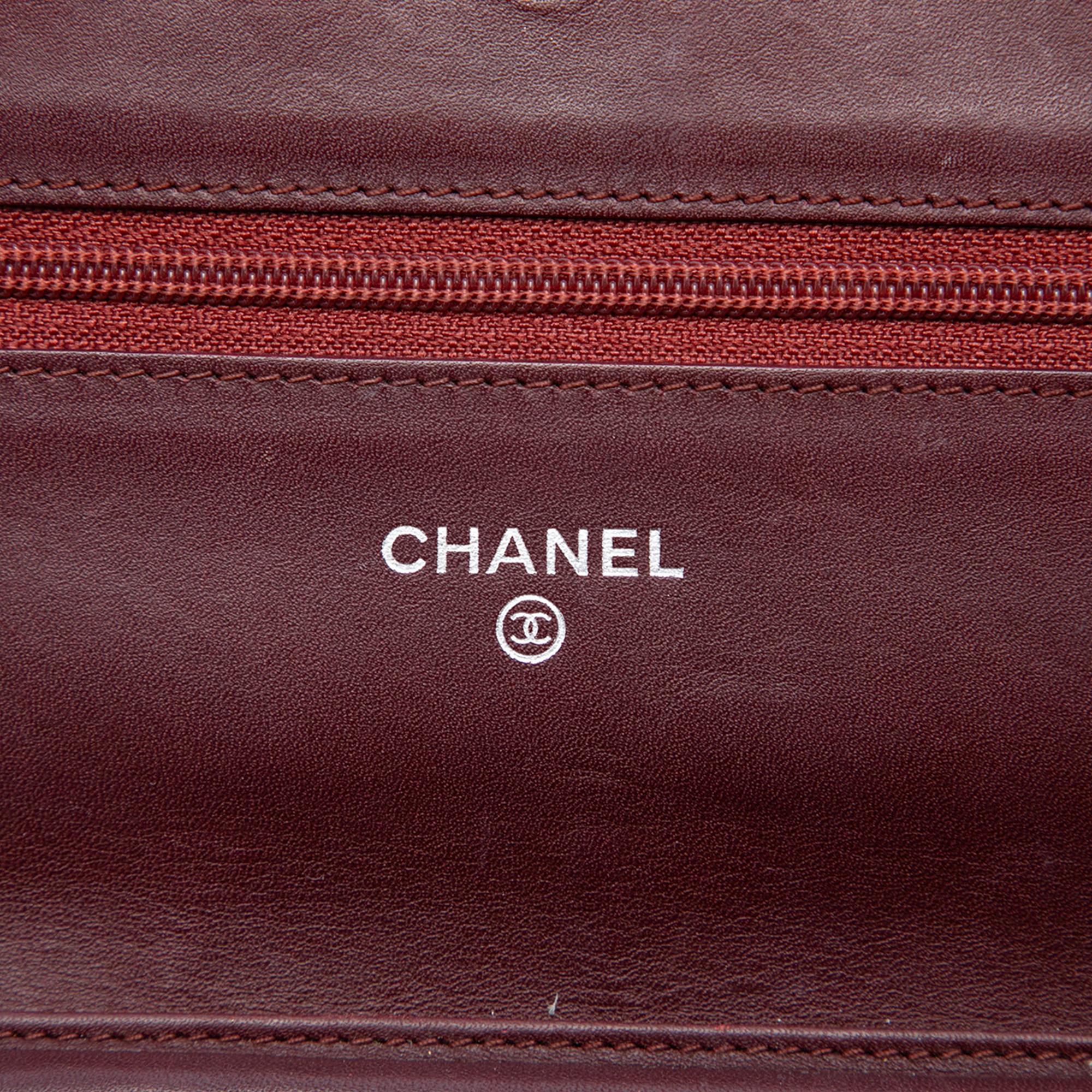 Chanel CC Caviar Wallet On Chain