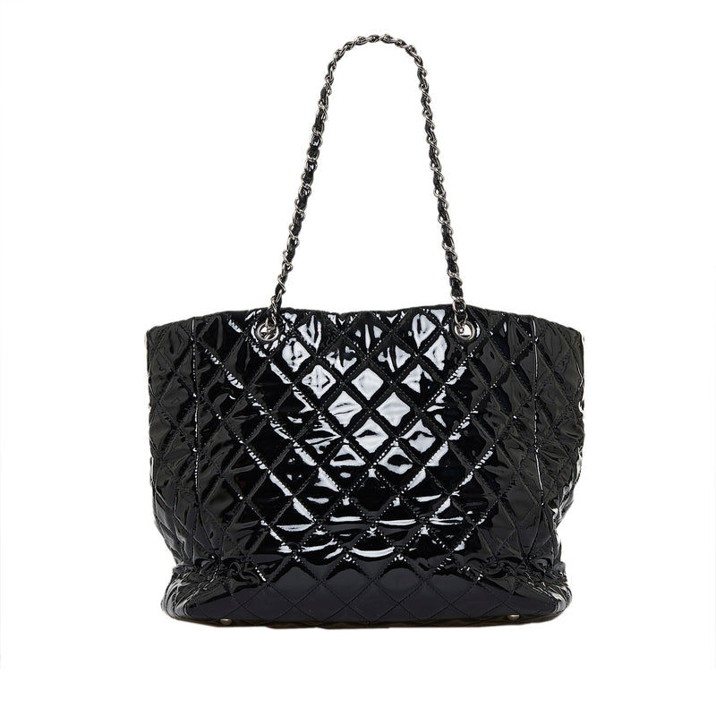 Chanel black patent clearance leather tote bag