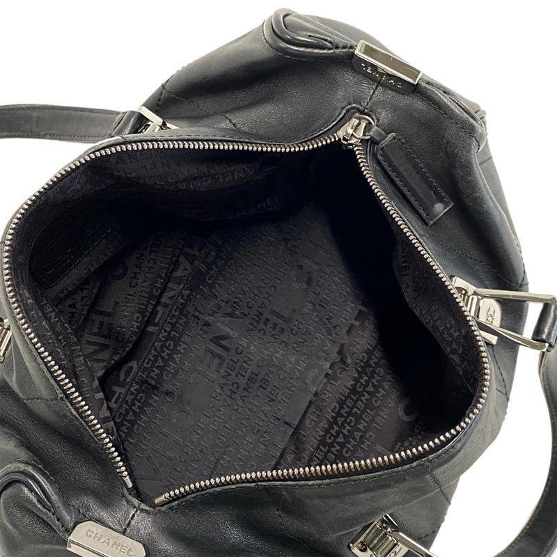 Chanel CC Choco Bar Lambskin Handbag (SHG-xRGfUa)