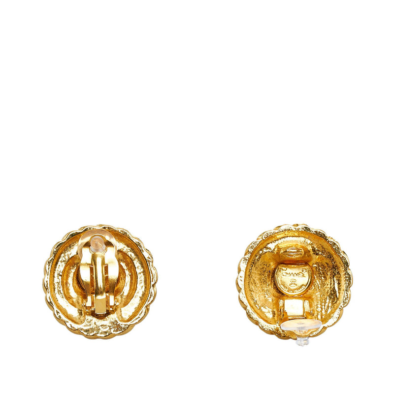 Chanel Gold-Tone Clip-On CC Earrings (SHG-GUWEtm) – LuxeDH