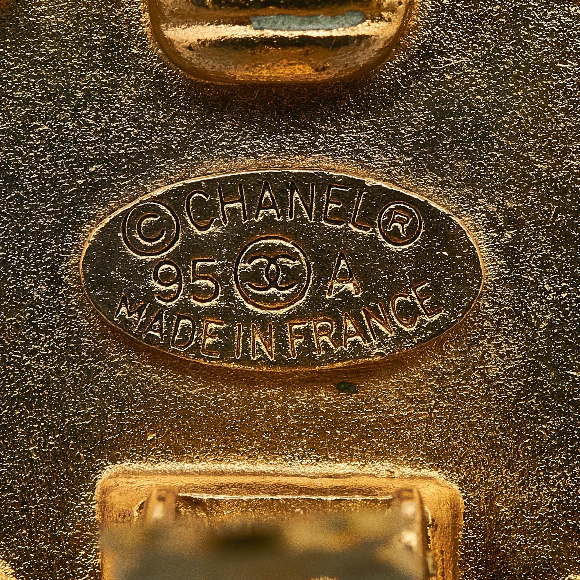 Chanel CC Clip On Earrings (SHG-rTUxcy)