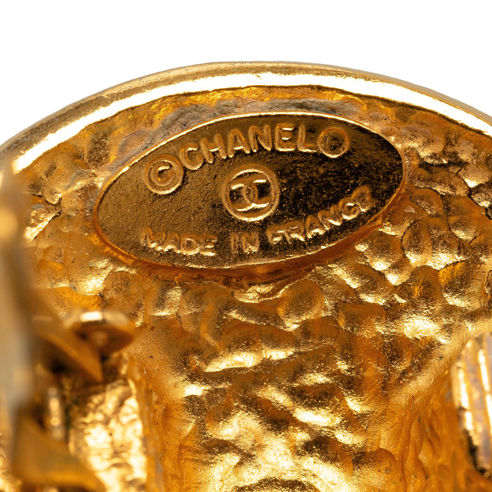 Chanel CC Clip On Earrings (SHG-CRuIyS)