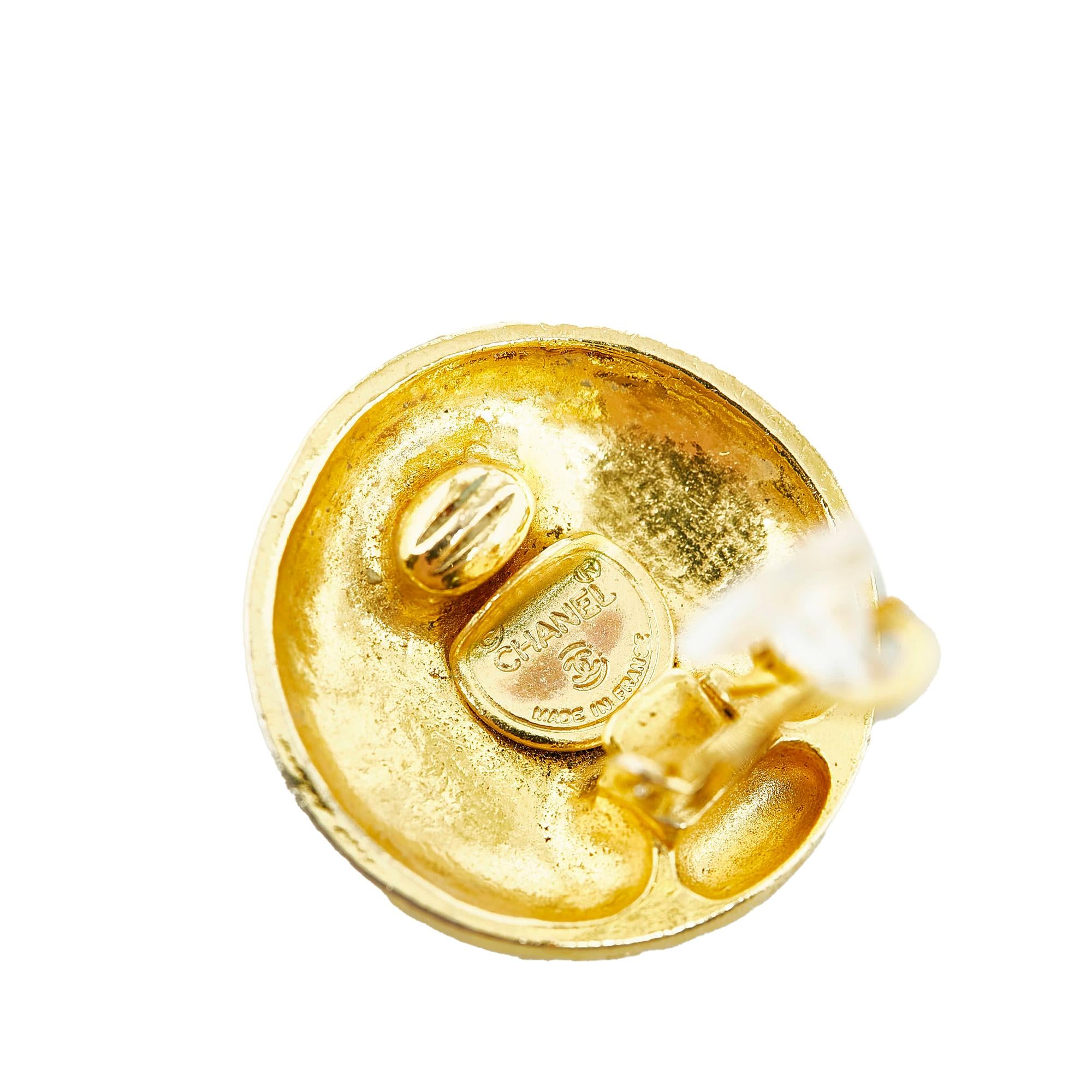 Chanel CC Clip-on Earrings (SHG-gjp8rX)