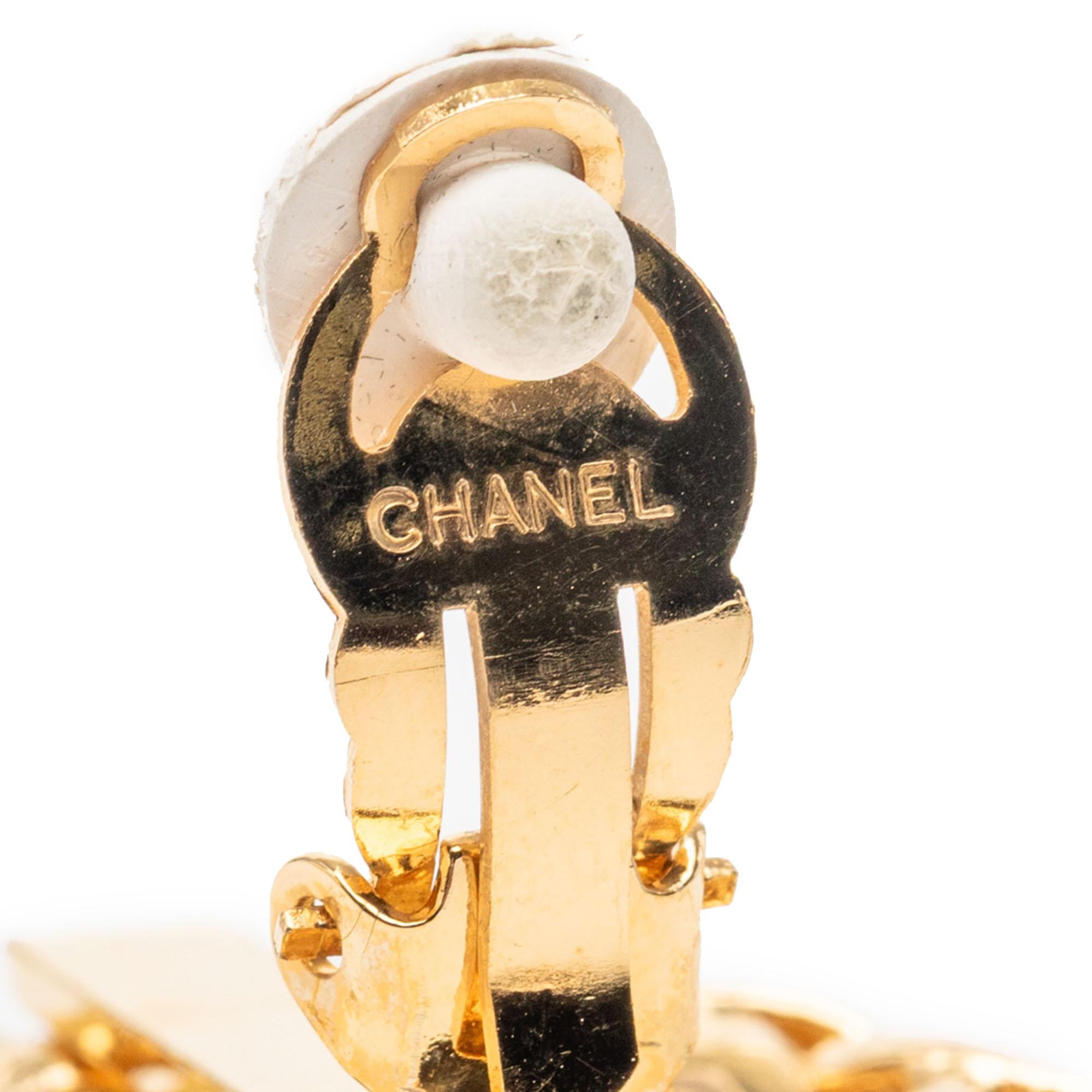 Chanel CC Gold Plated Wheat Medallion Clip On Earrings