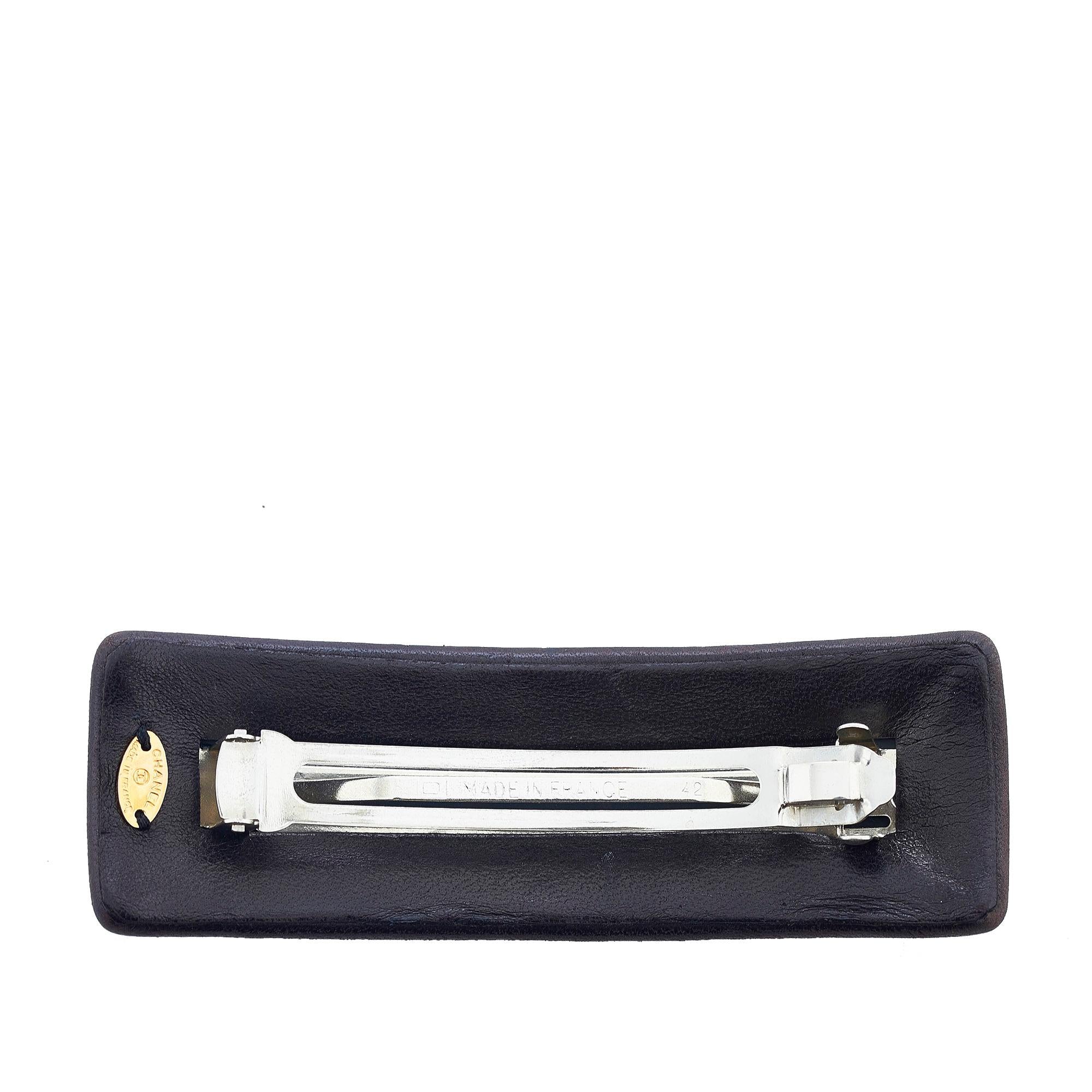 Chanel CC Hair Barrette (SHG-zFEbuJ)