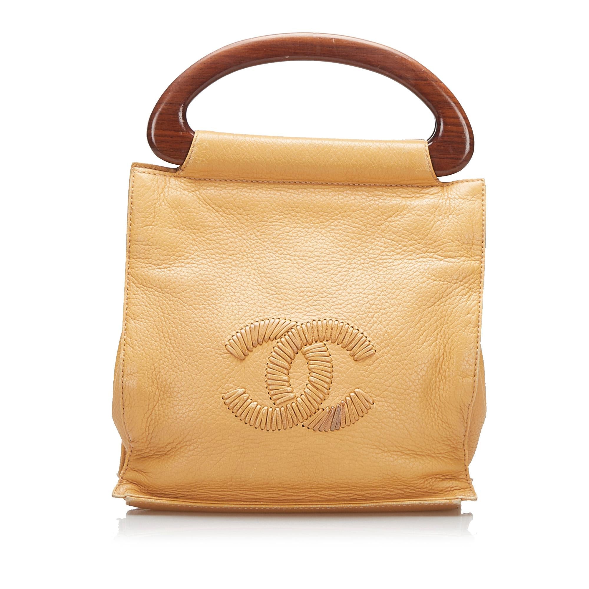 Chanel CC Handbag (SHG-f64EKS)