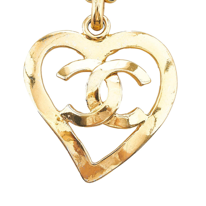 Chanel CC Heart Pendant Necklace (SHG-mLjVan) – LuxeDH