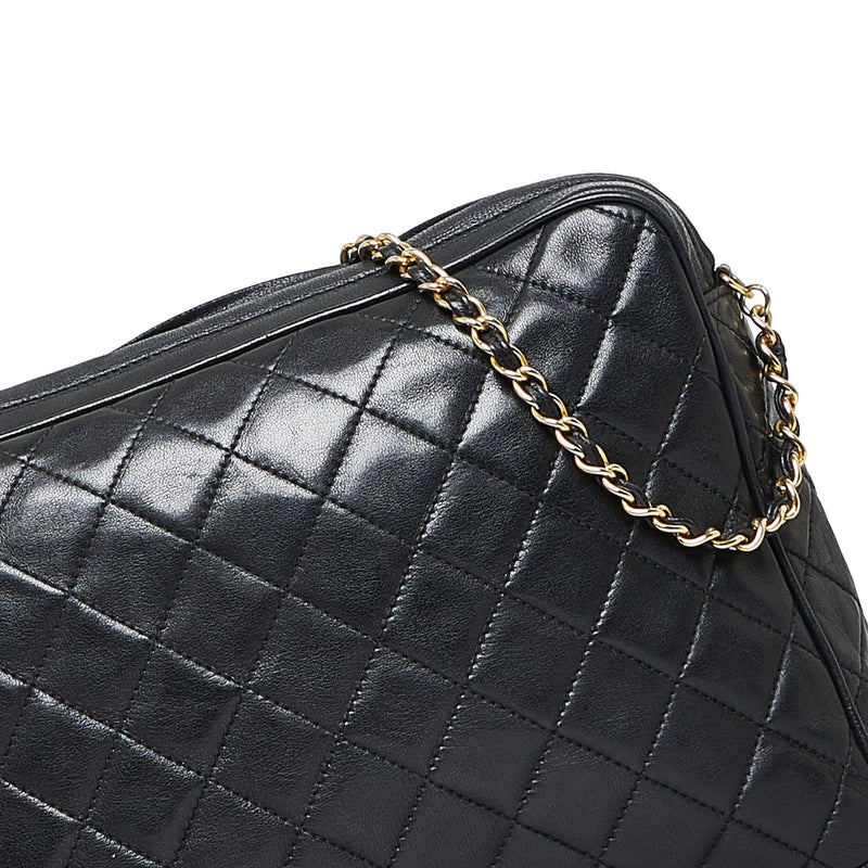 Chanel CC Lambskin Tassel Shoulder Bag (SHG-Bsuxng) – LuxeDH