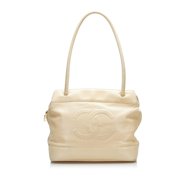 Chanel CC Lambskin Tote Bag (SHG-mS787i) – LuxeDH