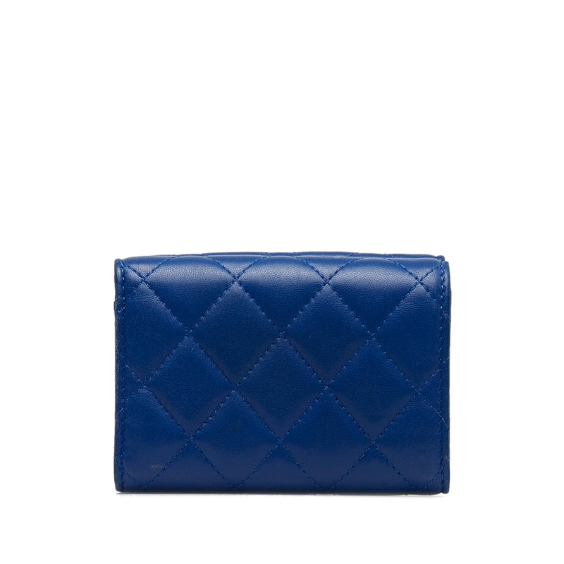 Chanel CC Lambskin Trifold Flap Wallet (SHG-pwFkiW)
