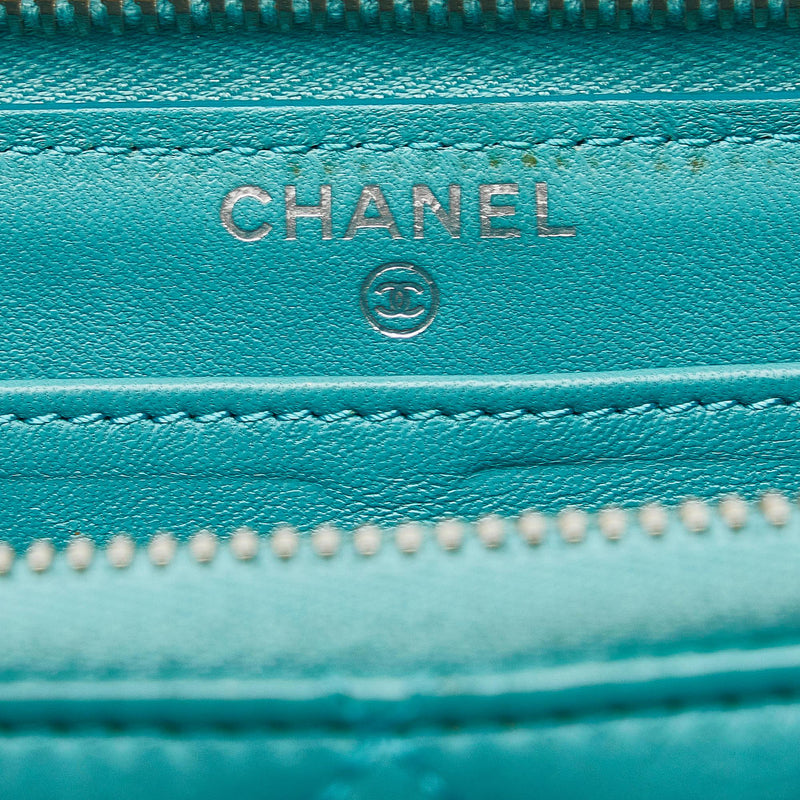 Chanel CC Lambskin Zip Around Wallet (SHG-a7mPyt)