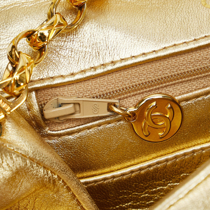 Matelasse chanel bag hotsell