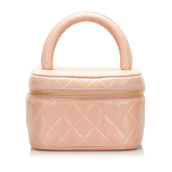 Chanel CC Matelasse Vanity Bag (SHG-0lwtb0)