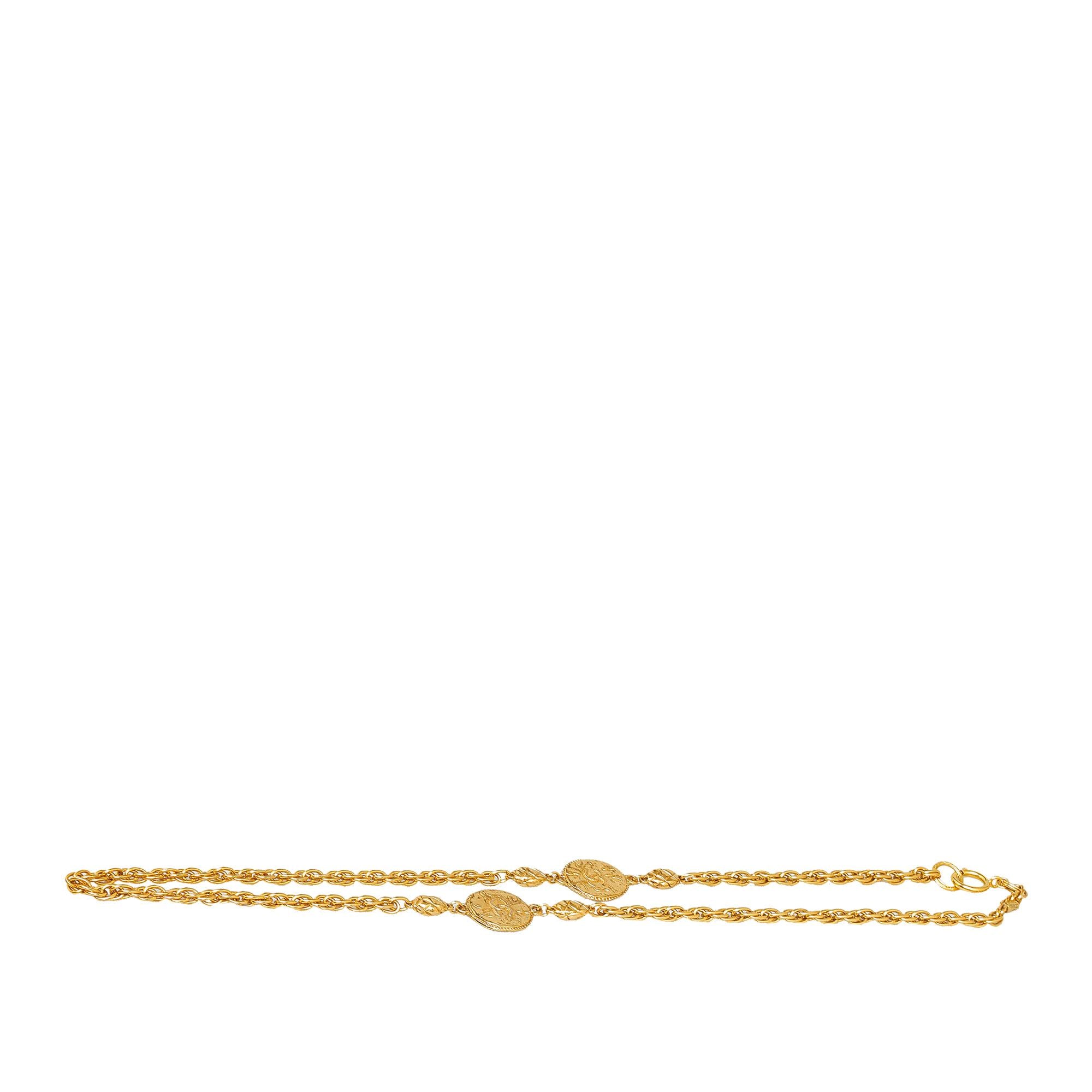 Chanel CC Medallion Necklace (SHG-dAzCeX)