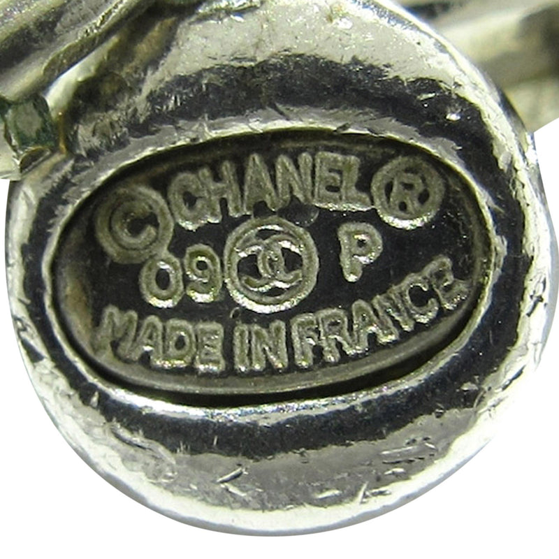 Chanel CC Pendant Dog-Tag Necklace (SHG-RYR3EU) – LuxeDH