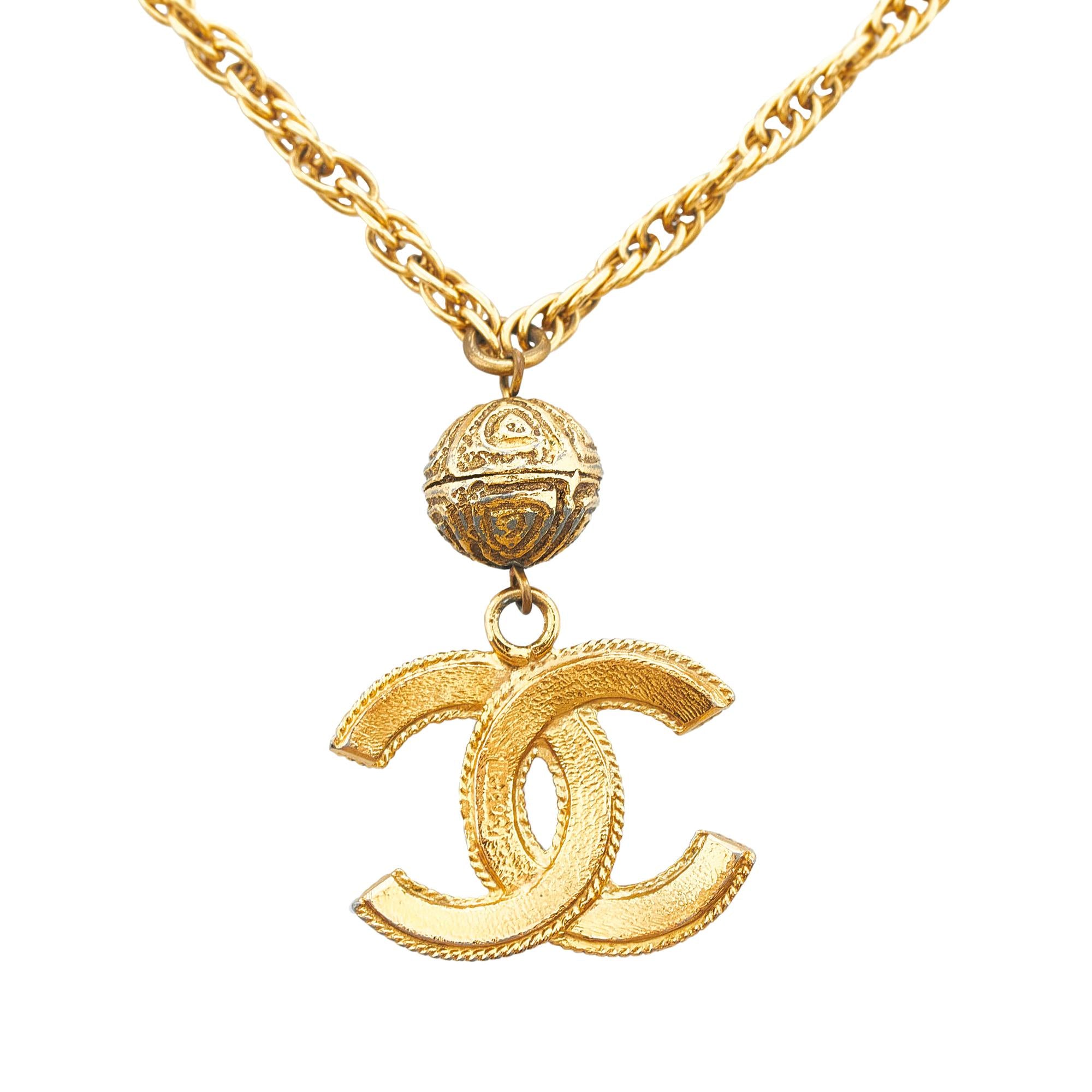 Chanel CC Pendant Necklace (SHG-WTJatb)
