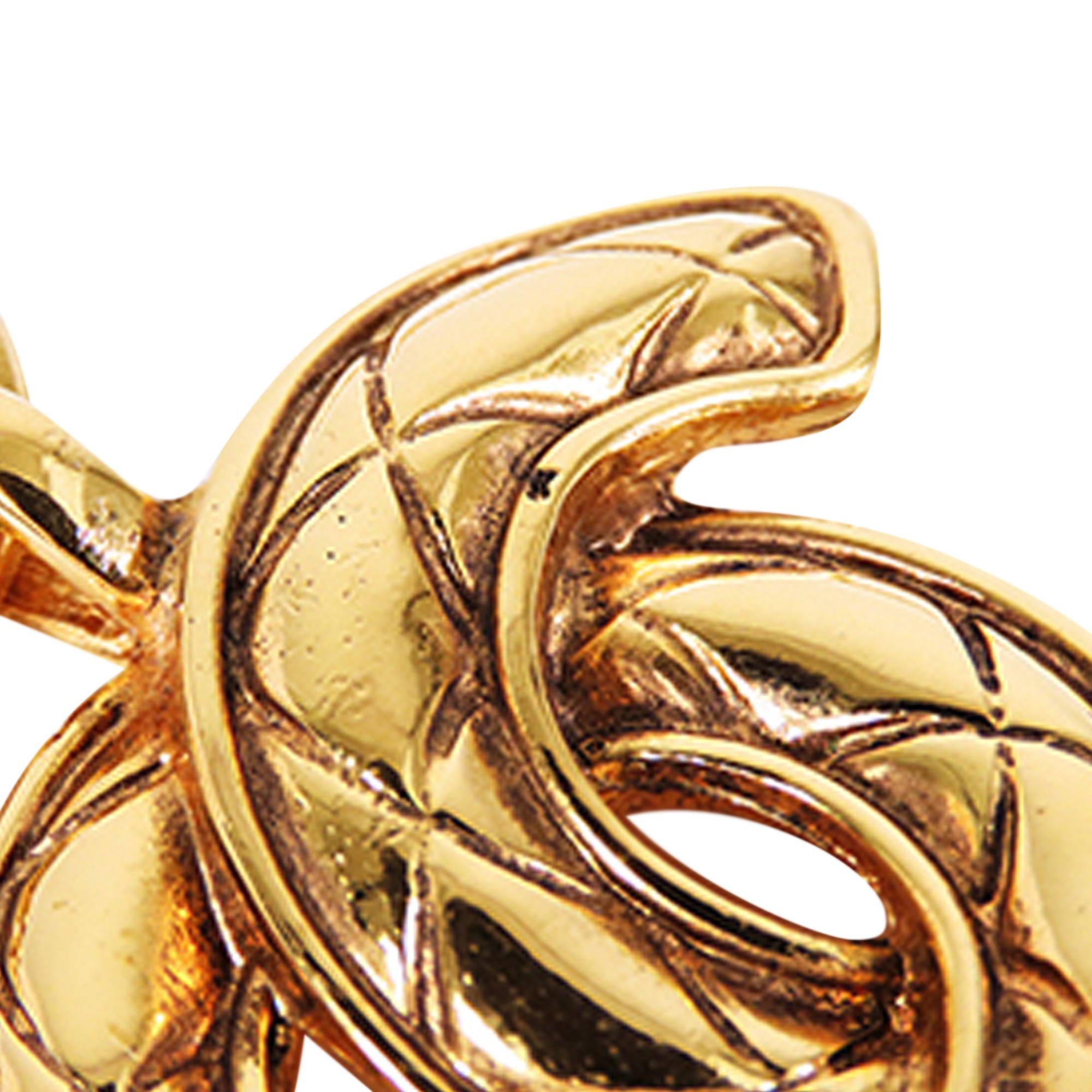 Chanel CC Pendant Necklace (SHG-GNRQLN)