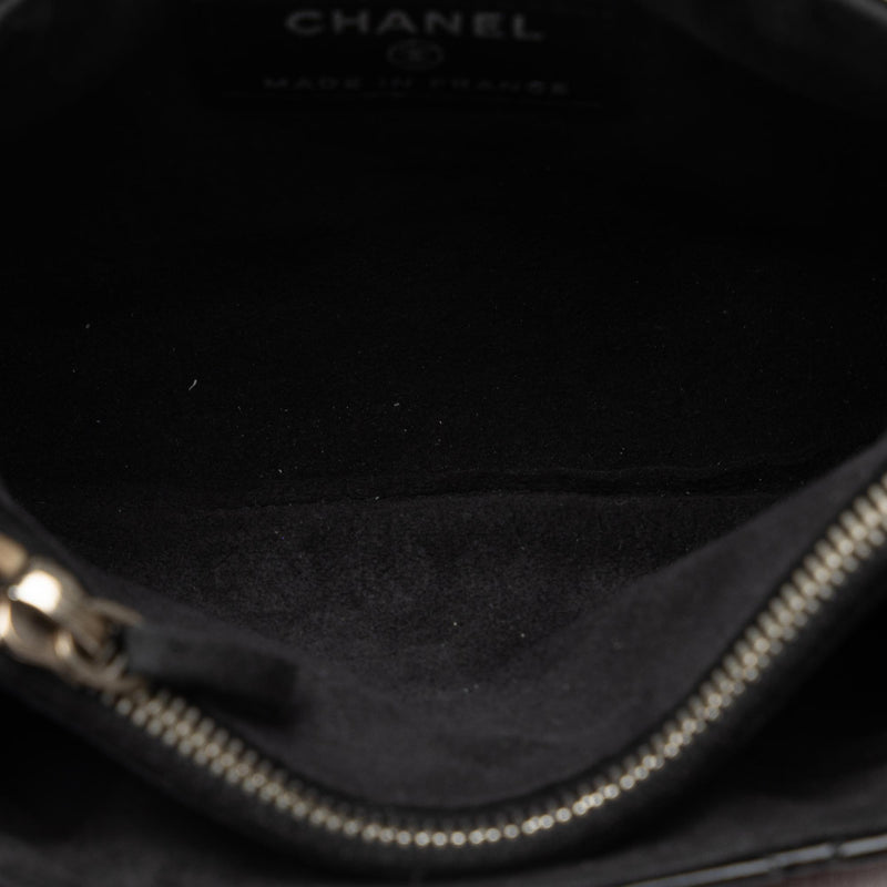 Chanel CC Phone Pouch (SHG-JBlF5K)