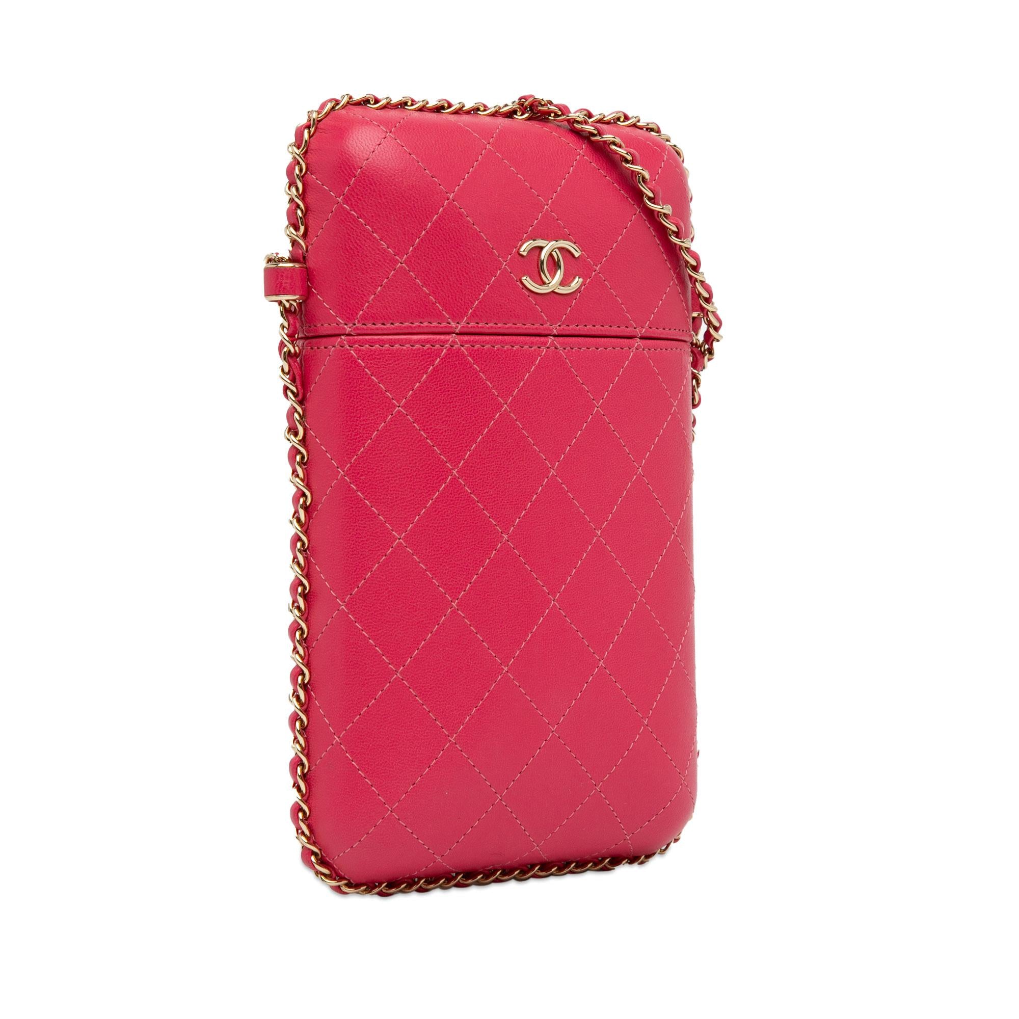 Chanel CC Quilted Calfskin Chain Around Phone Holder (SHG-oQsvAj) Chanel CC Quilted Calfskin Chain Around Phone Holder (SHG-oQsvAj)