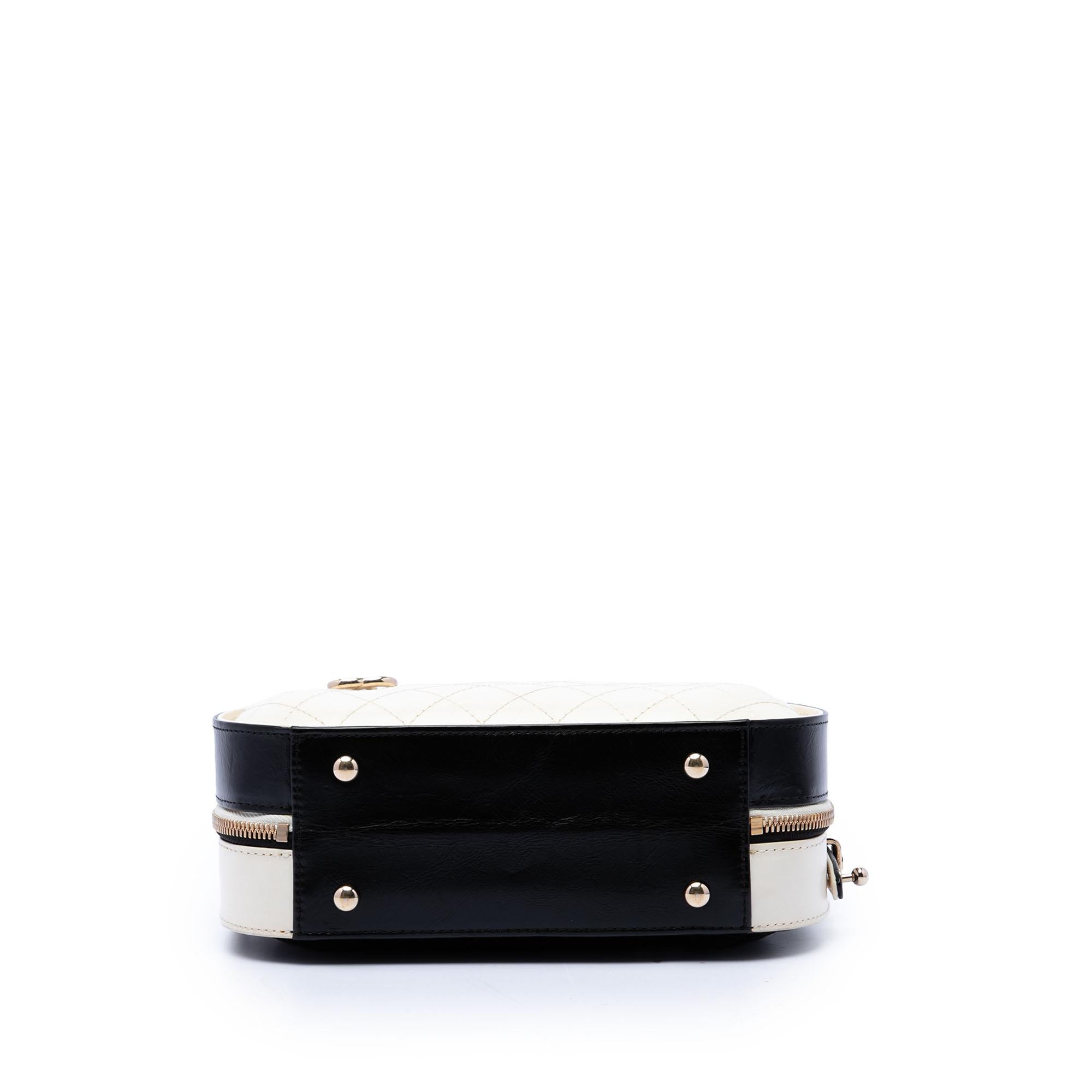 Chanel CC Quilted Crumpled Calfskin Vanity Case