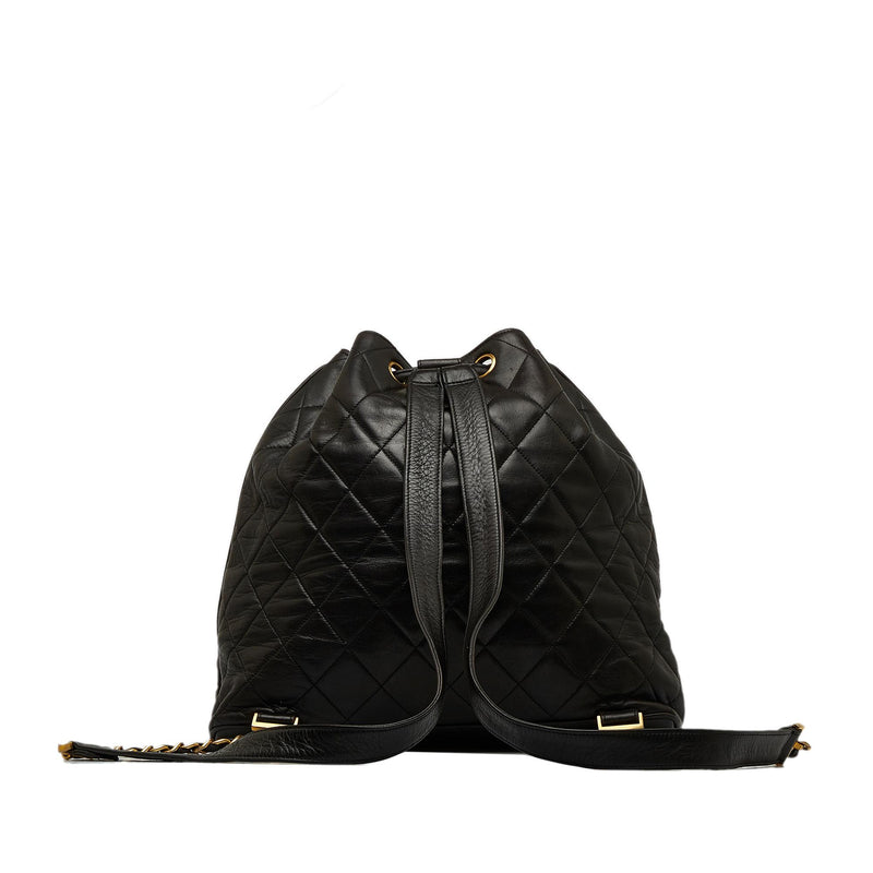 Chanel CC Quilted Lambskin Drawstring Backpack (SHG-86DOIB)