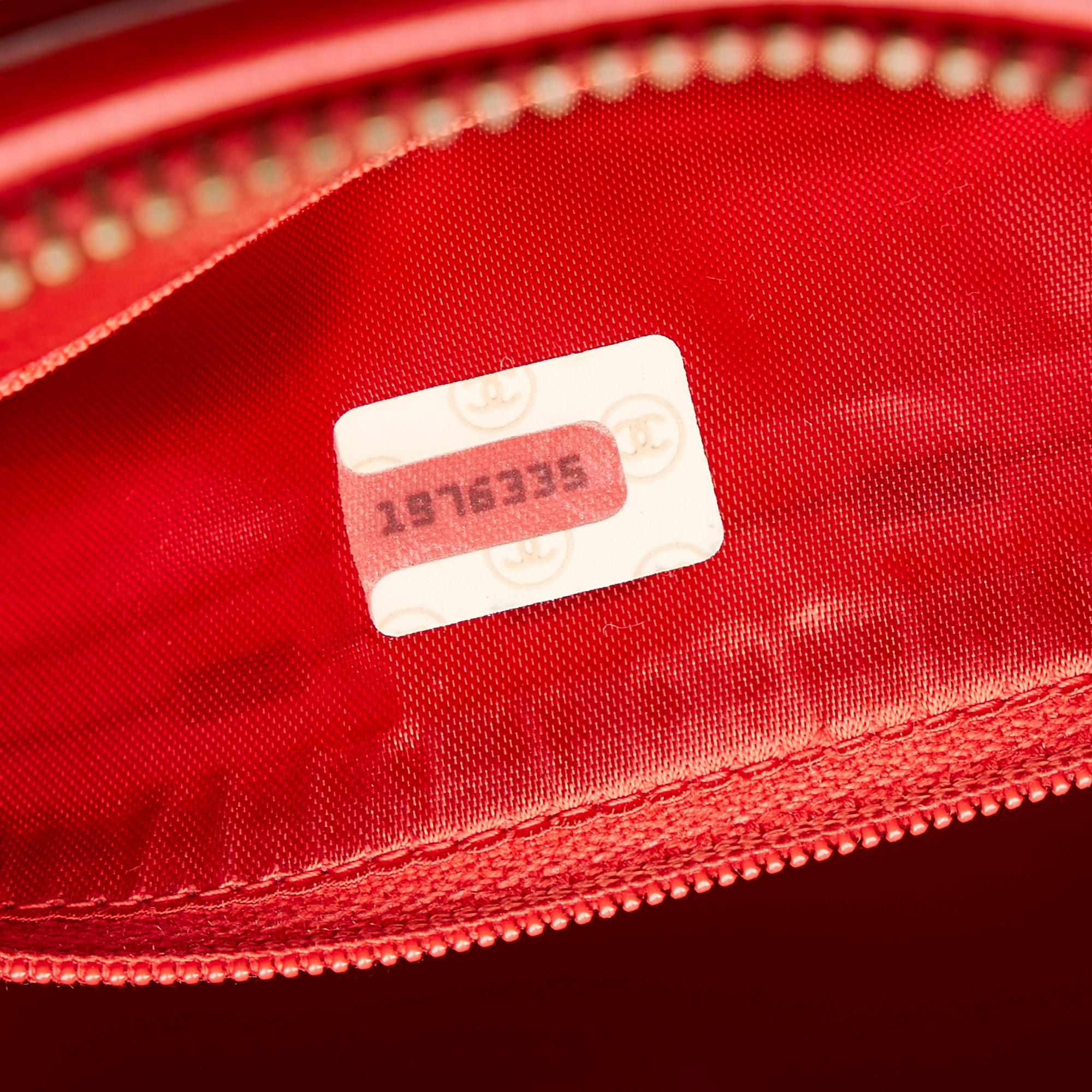 Chanel CC Quilted Lambskin Tassel Crossbody Bag (SHG-4oL2JE)