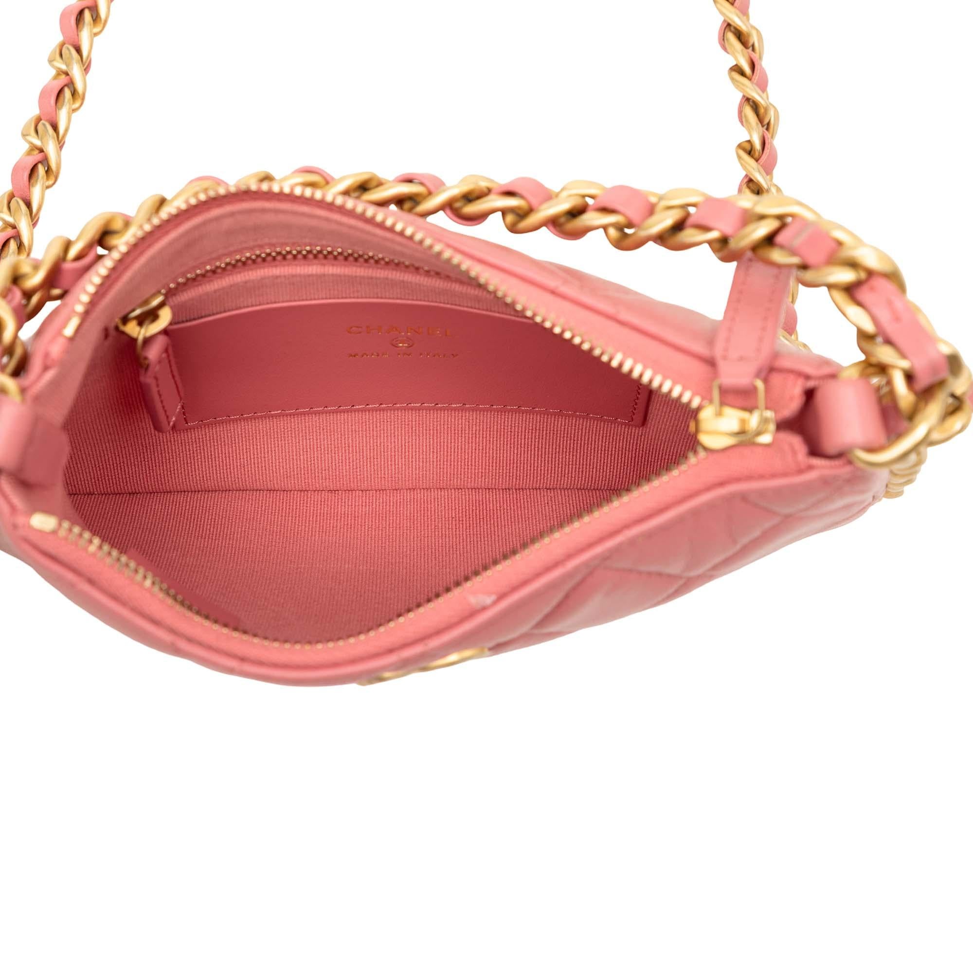Chanel CC Quilted Lambskin Trendy Chain Around Hobo