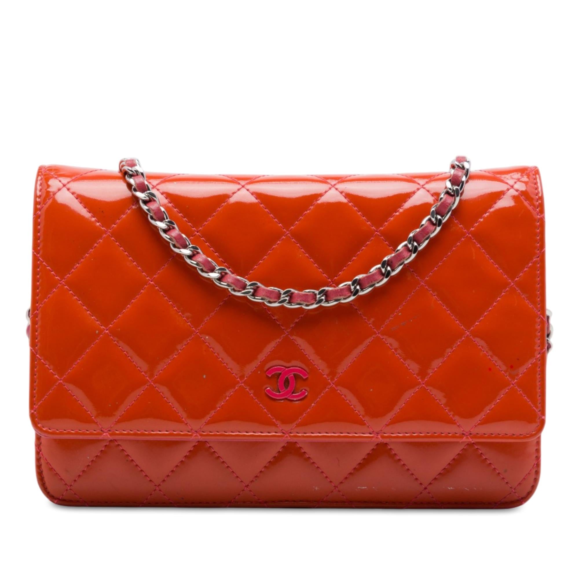 Chanel CC Quilted Patent Incognito Wallet On Chain
